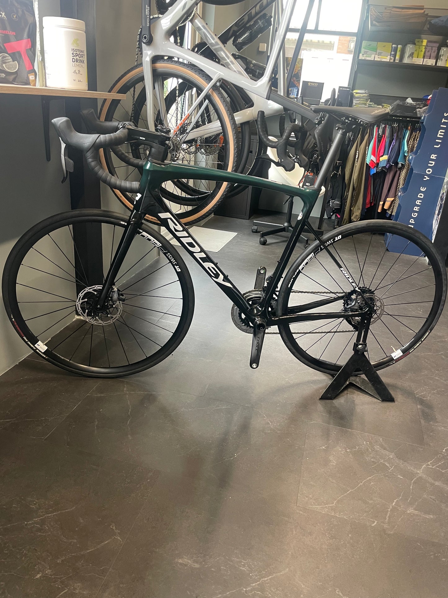 Ridley Fenix SLIC – Size M - SRAM Force eTap AXS - New