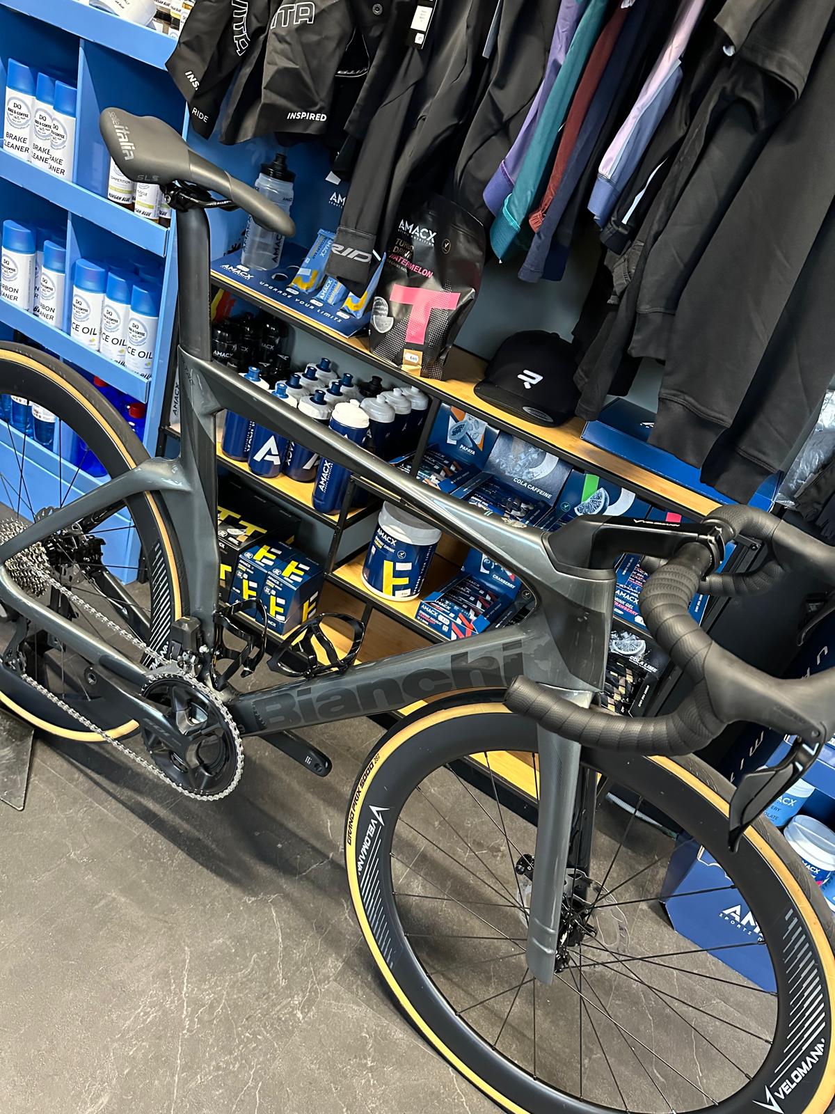 Bianchi Oltre